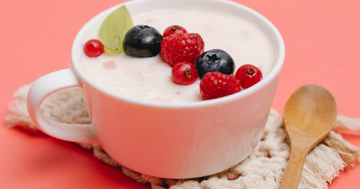 Yogur, fuente de proteínas y nutrientes esenciales