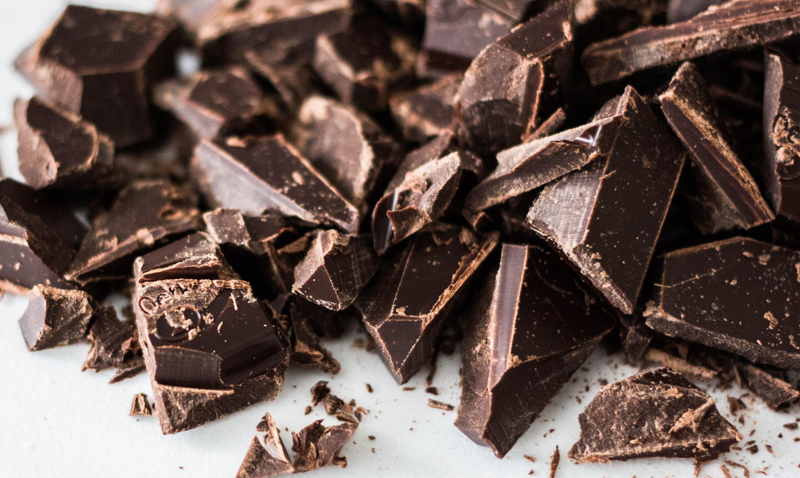 Chocolate: 50 Recetas Para Disfrutar de Sus Beneficios y Sus Cualidades