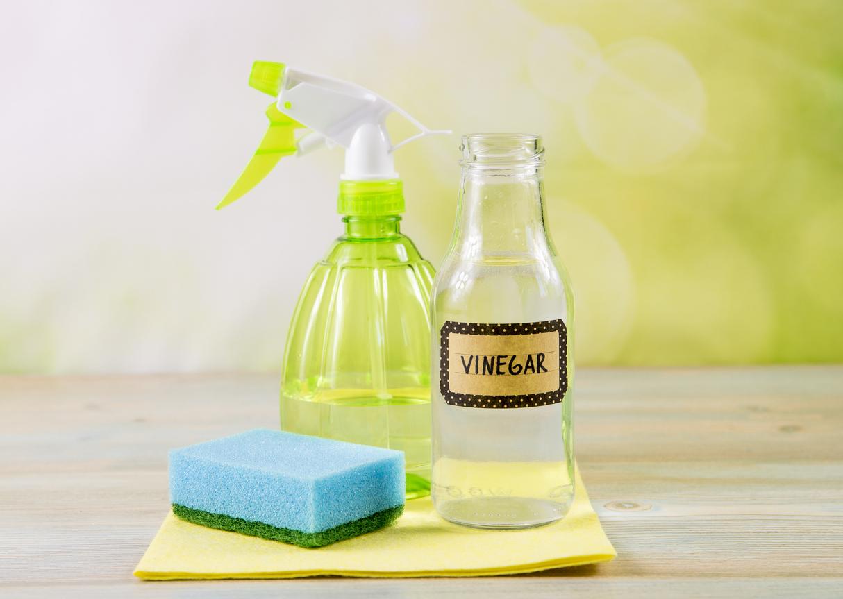 Vinagre: cómo emplear este producto ecológico en la limpieza de tu